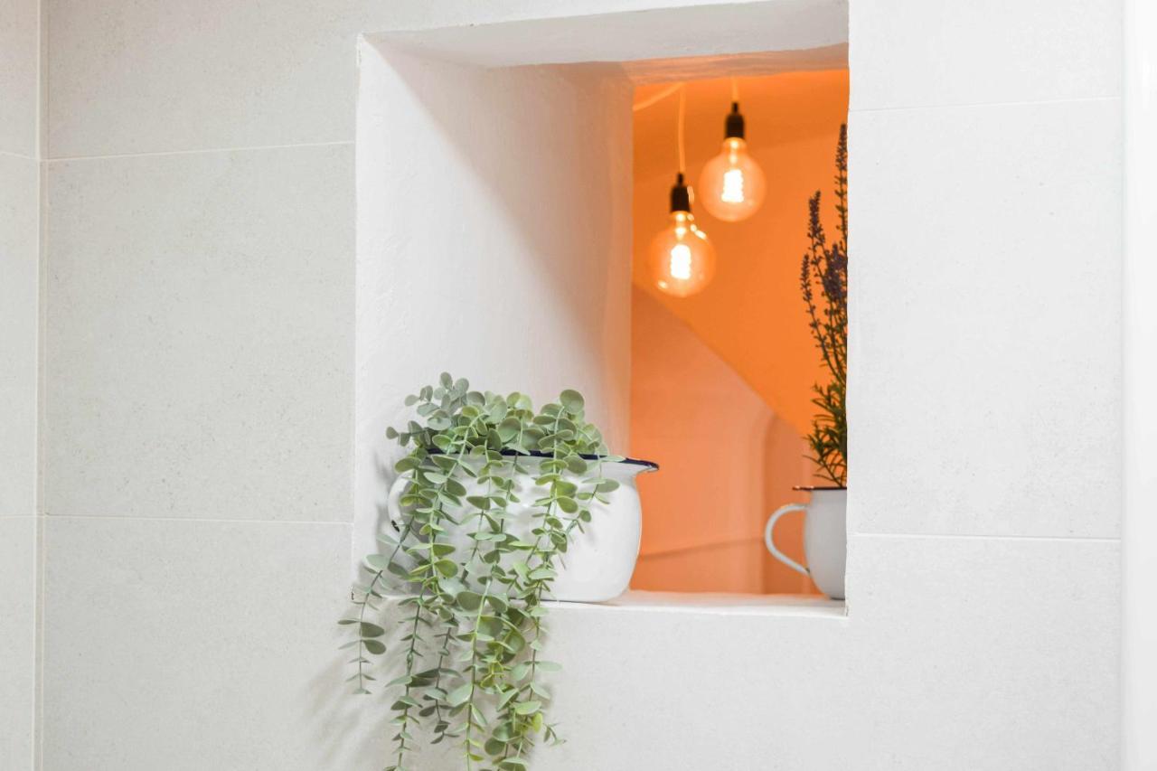 Casa Besalu Estudio En El Centro Del Pueblo Exterior foto